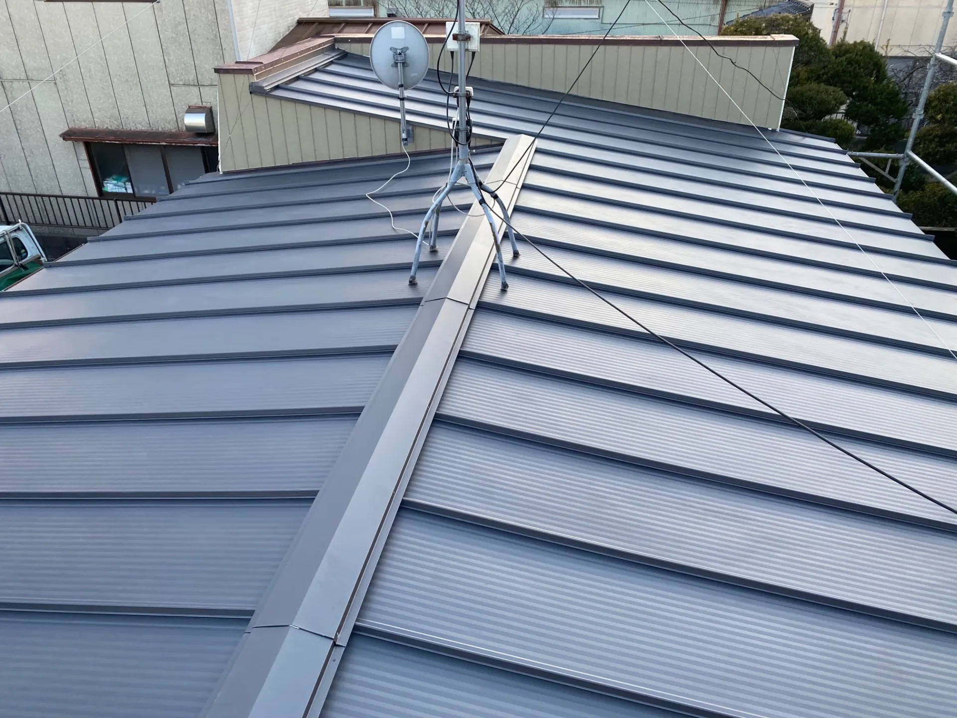 屋根葺き替え工事